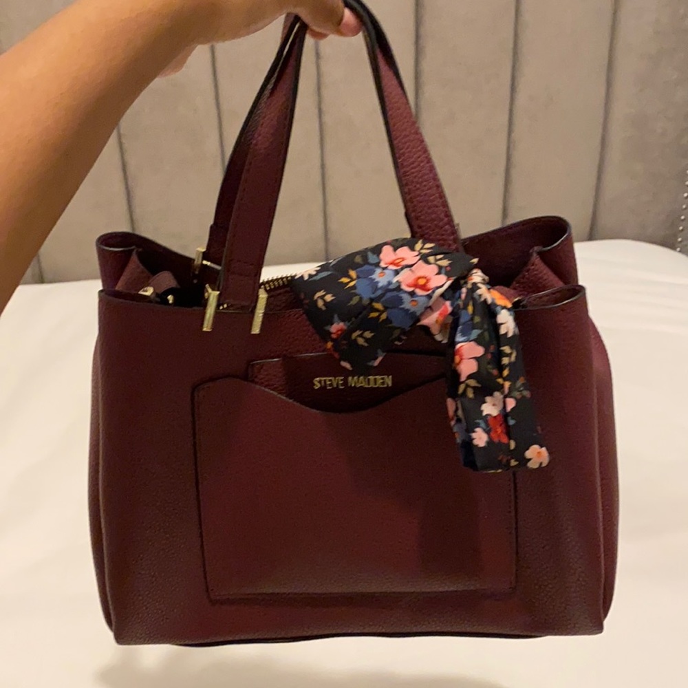 Steve Madden luxury purse (burgundy)